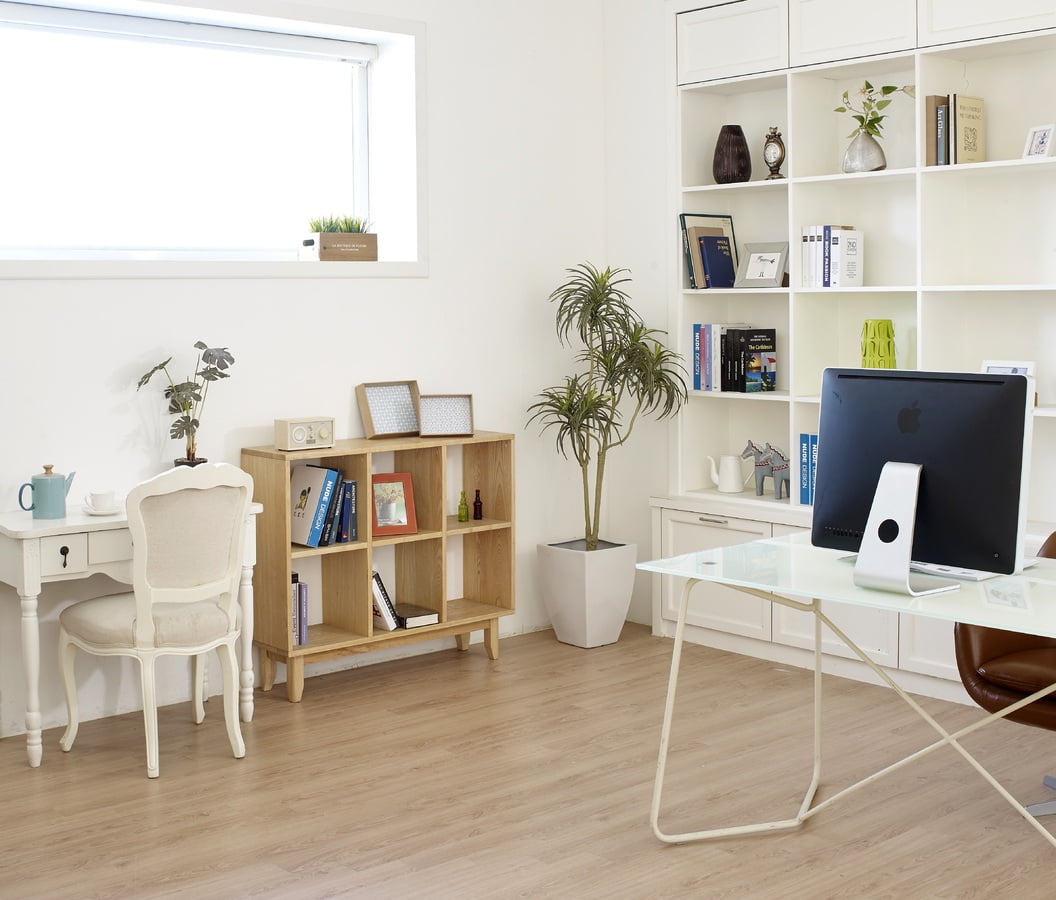 Blending Style and Function in Your Work Room
