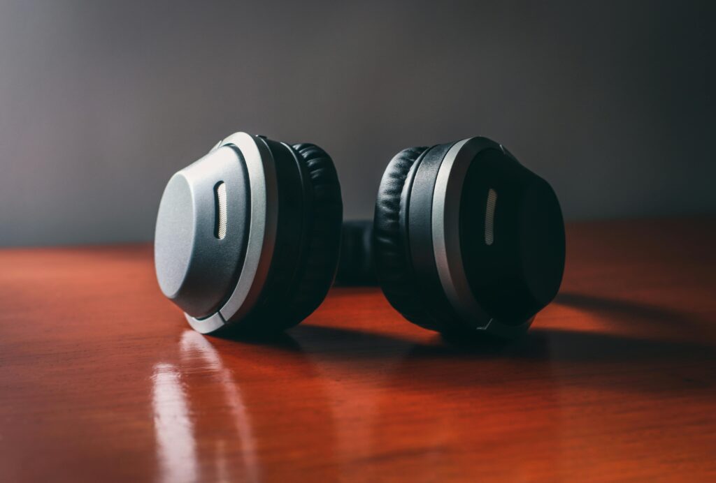 The Complete Guide to Headphones: Comfort, Sound, and Everyday Use